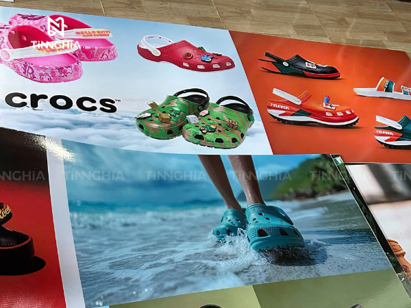 Gia công tấm nhựa xốp PP dán decal tại TP.HCM