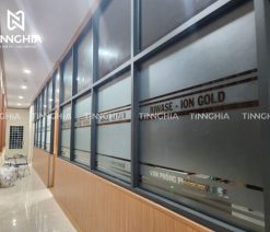 Decal mờ dán kính bình dương