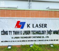 Làm Bảng Hiệu Nền Đá Chữ Inox Cho Công Ty