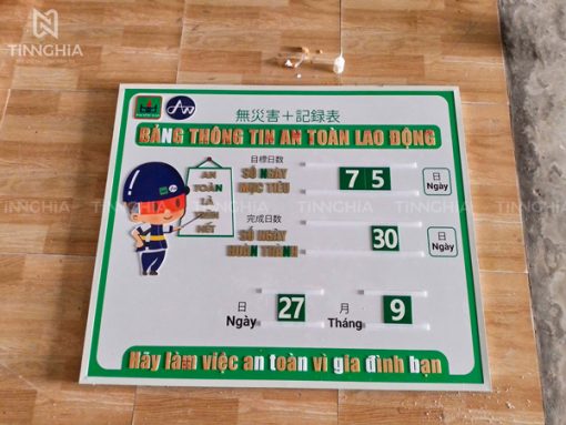 Biển báo chỉ dẫn Tân Uyên