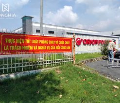 In băng rôn ngày Lễ ở Bình Dương