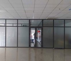 Làm vách ngăn nhôm kính xingfa TPHCM