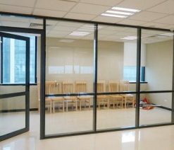 Cách Bảo Trì Và Vệ Sinh Nhôm Kính