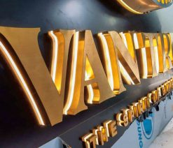 thiết kế chữ inox mica tại bến cát