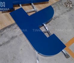 Làm bảng hiệu inox dĩ an