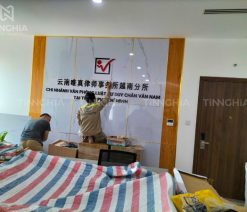 Làm biển mica Bình Dương