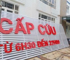Làm bảng quảng cáo Bình Dương bằng tôn lam
