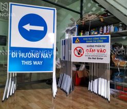 Bảng hiệu tôn Tân Uyên