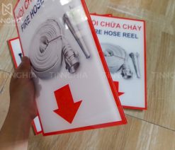 Làm biển mica Bình Dương