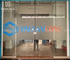 Dán decal cửa kính Bình Dương