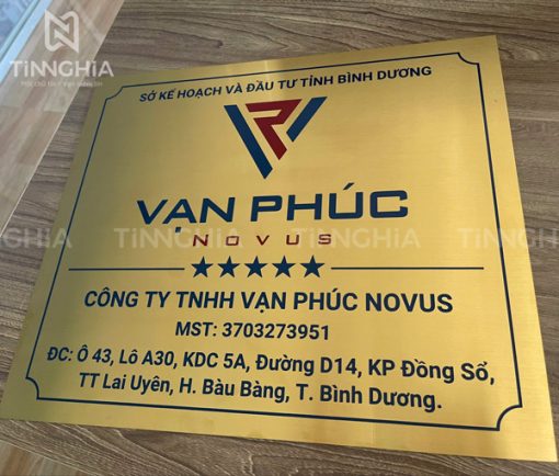 Biển inox vàng xước Tân Uyên