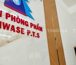 làm bảng hiệu đá hoa cương gắn chữ nổi Thủ Dầu Một