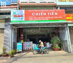 Làm thế nào để bảng hiệu nổi bật giữa đám đông