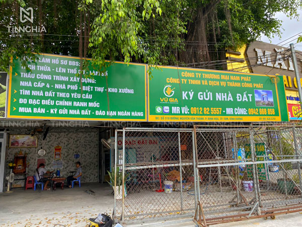 Sự khác biệt giữa in UV và in thường trong làm biển quảng cáo