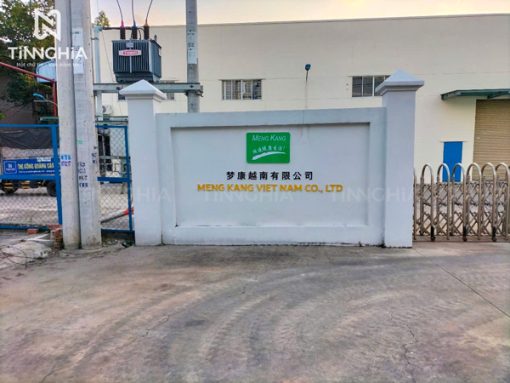 Làm chữ mica dán tường đẹp cho công ty, văn phòng