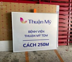 Bảng hiệu tôn Tân Uyên