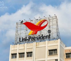 Thi công biển quảng cáo Dĩ An