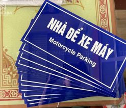 Làm biển chỉ dẫn mica số lượng lớn