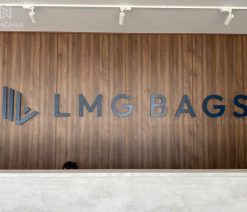 Làm chữ nổi LED hắt sáng chân đẹp