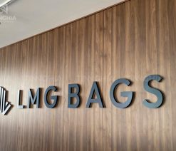 Làm chữ nổi LED hắt sáng chân đẹp