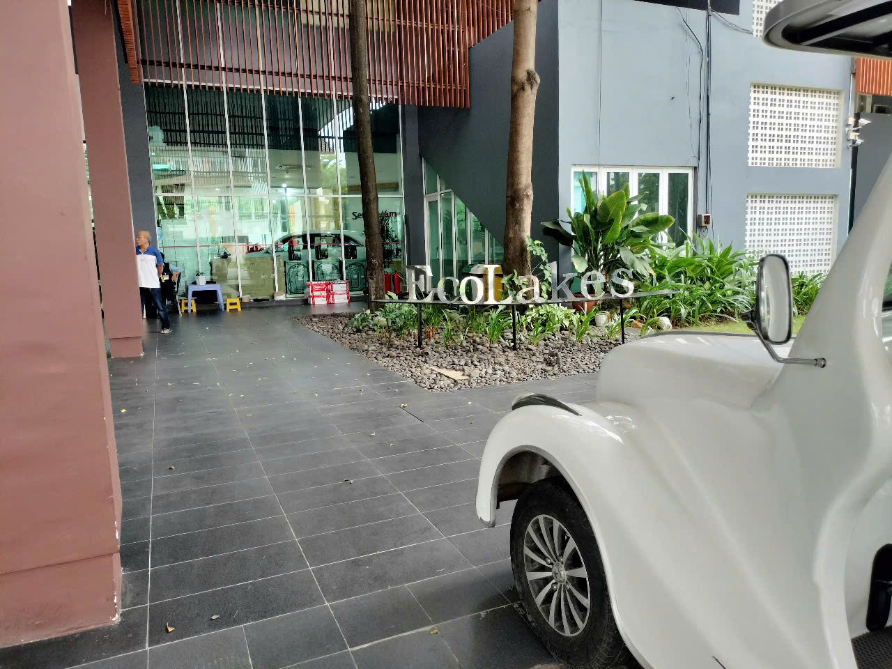 Làm biển hiệu inox khu đô thị Ecolakes Mỹ Phước