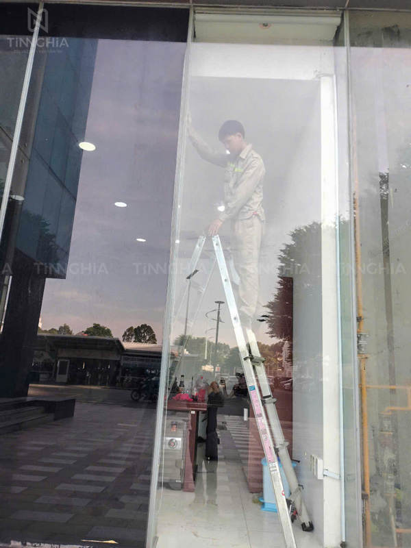 Dán kính chống nắng Thủ Dầu Một