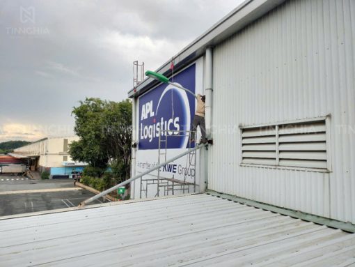 In bảng hiệu bạt ngoài trời