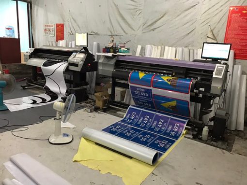 In decal quảng cáo Tân Uyên