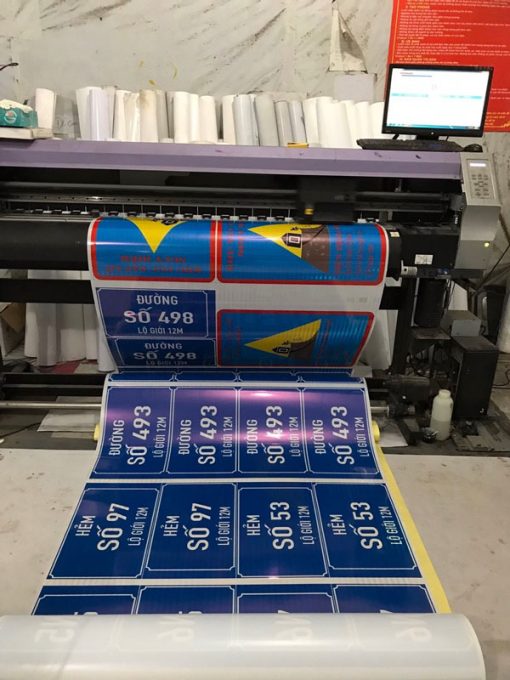 In decal quảng cáo Tân Uyên