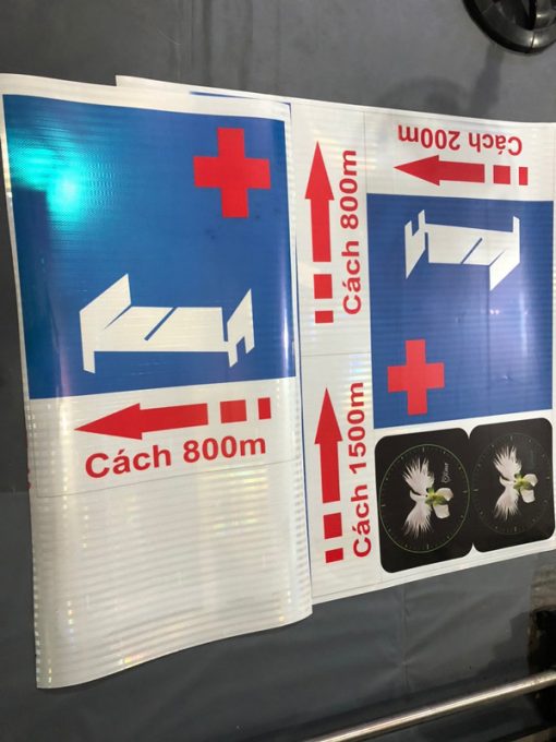 In decal quảng cáo Tân Uyên