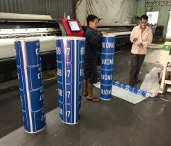 In decal quảng cáo Tân Uyên