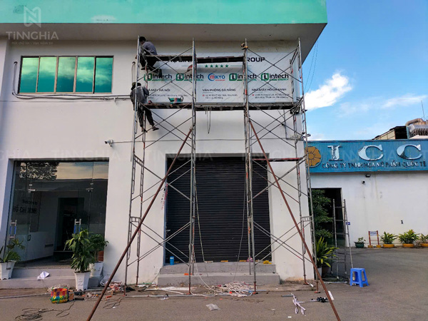 Làm bảng hiệu vân đá pvc Thủ Dầu Một