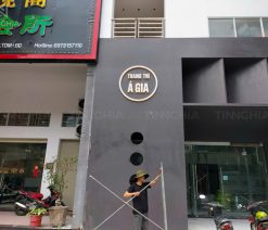 Làm chữ inox bạc xước logo bảng hiệu công ty