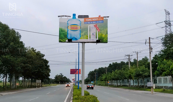 In bảng hiệu bạt ngoài trời