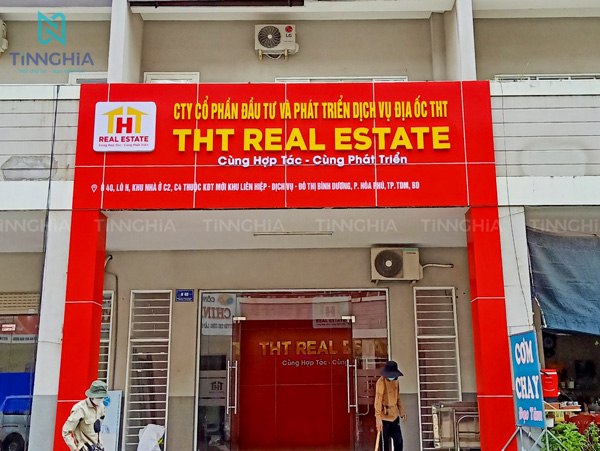 bảng hiệu công ty bất động sản