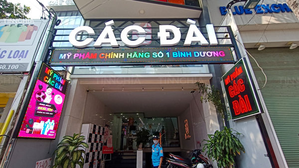 Biển hiệu chữ nổi khung sắt Bến Cát