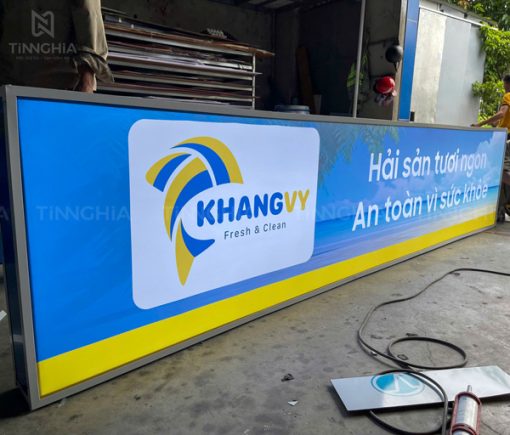 Hộp đèn bạt hiflex Tân Uyên