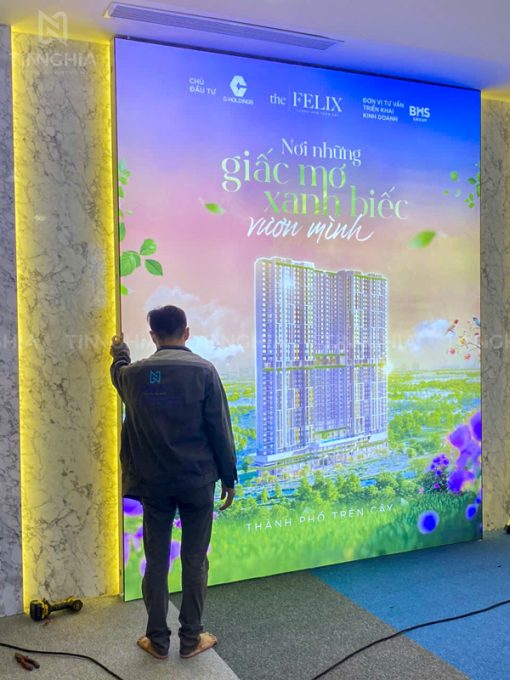 Hộp đèn bạt nhét cạnh không viền