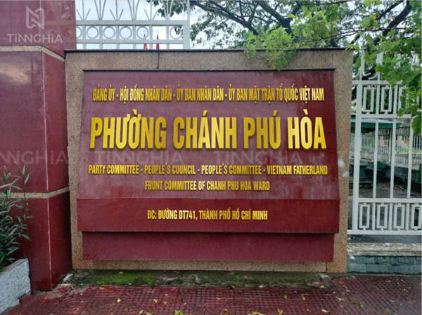 thay bảng hiệu cơ quan hành chính