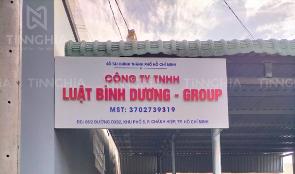 Mẫu bảng hiệu alu chữ nổi đẹp tại Bình Dương