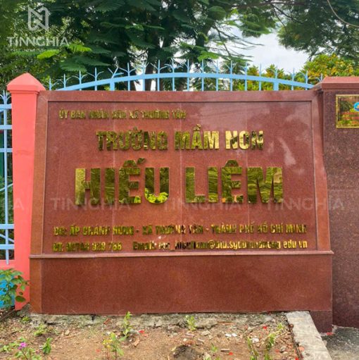Bảng hiệu chữ nổi inox