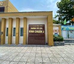 Bảng hiệu trường học chữ nổi inox