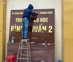 Bảng hiệu chữ nổi inox