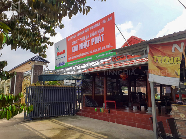 Quảng cáo Phú Giáo