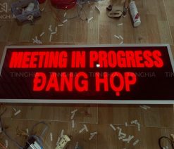 Hộp đèn mica lọng gắn LED âm sáng