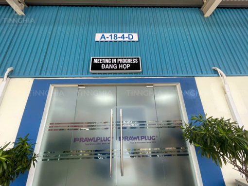 Hộp đèn mica lọng gắn LED âm sáng