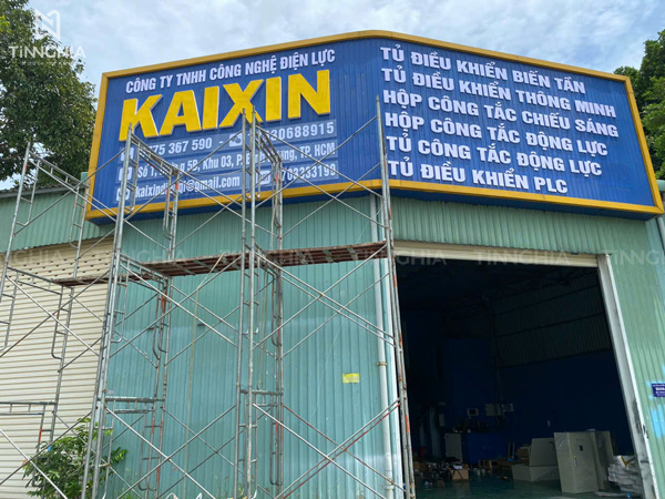 Làm bảng hiệu quảng cáo TPHCM