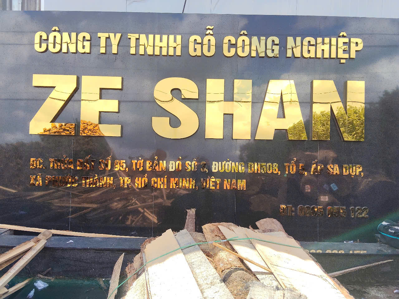 làm bảng hiệu công ty TPHCM