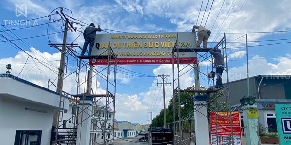 bảng hiệu quảng cáo đẹp bình dương