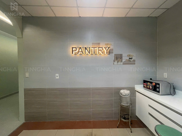 Biển quảng cáo hộp đèn mica TPHCM